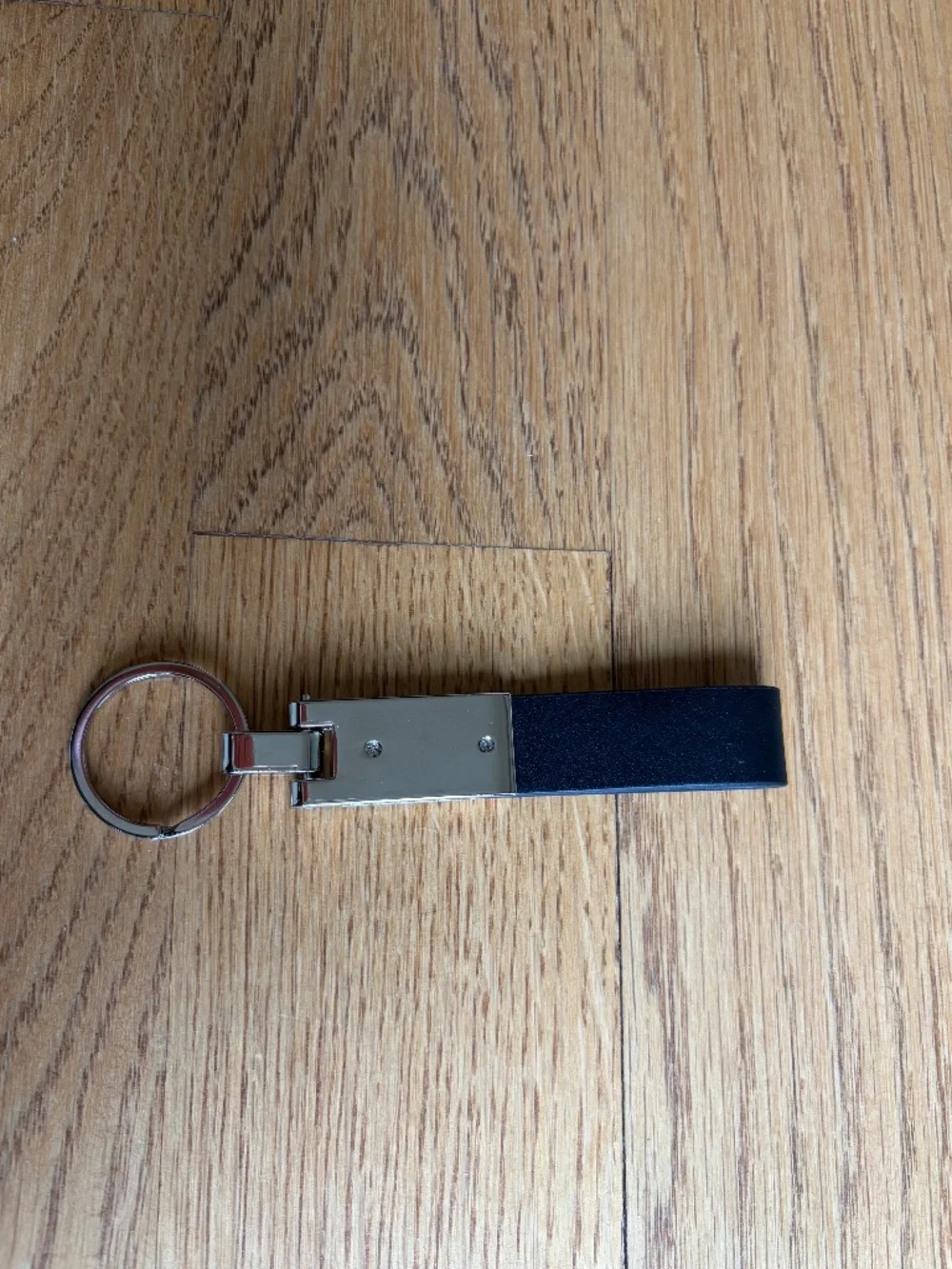Porsche inspired leather chrome metal key ring